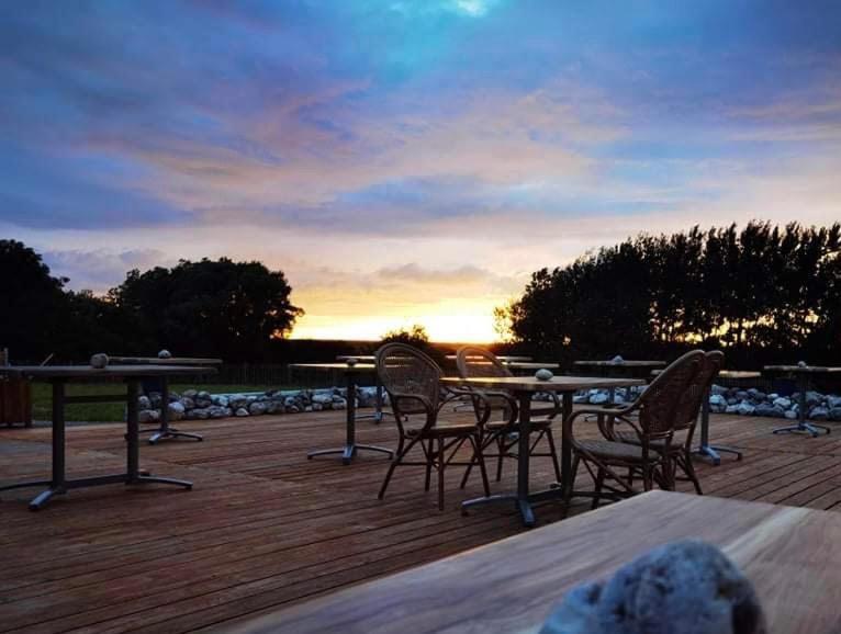 Domaine De La Hotel Woignarue